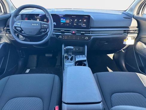 New 2026 Kia Sportage LX AWD/4WD image 11