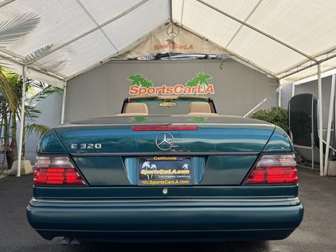 Used 1995 Mercedes-Benz E 320 Convertible image 11