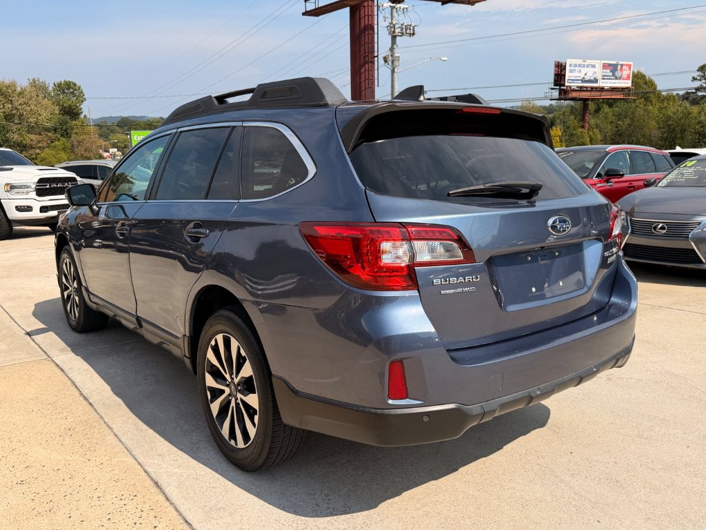 Used 2017 Subaru Outback 2.5i Limited AWD/4WD image 9