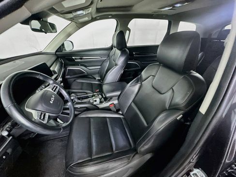 Used 2025 Kia Telluride S FWD image 13