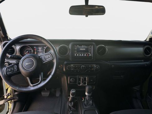 Used 2022 Jeep Wrangler Unlimited Sport AWD/4WD image 16