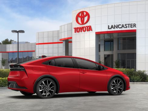 New 2027 Toyota Prius Plug-In Hybrid FWD image 13