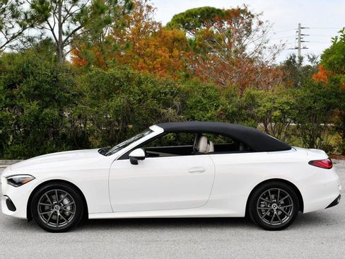 Used 2024 Mercedes-Benz CLE 300 4MATIC Cabriolet w/ Driver Assistance Package image 40
