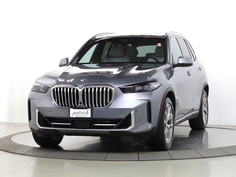 Used 2024 BMW X5 xDrive40i image 4