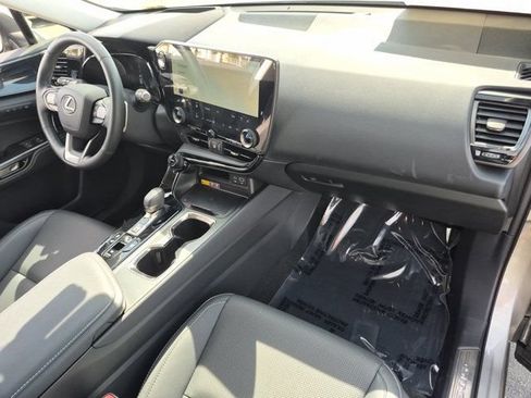 Used 2026 Lexus NX 350h AWD w/ Accessory Package (2T) image 34