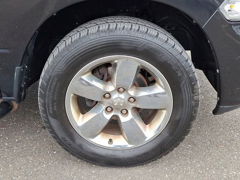 Used 2019 RAM 1500 Express w/ Express Value Package image 9