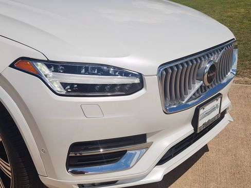 Used 2023 Volvo XC90 B6 Ultimate w/ Protection Package Premier AWD/4WD image 12
