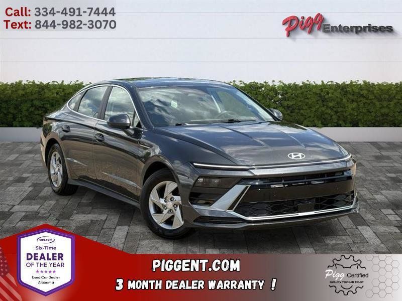 Used 2025 Hyundai Sonata SE FWD image 1