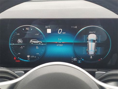 Used 2021 Mercedes-Benz GLB 250 4MATIC image 26