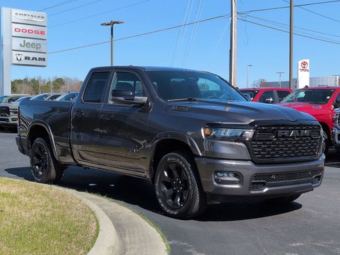 New 2026 RAM 1500 4x4 Quad Cab image 3
