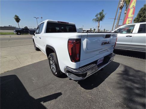 Used 2025 GMC Sierra 1500 SLT RWD image 7