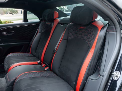 Certified 2024 Bentley Flying Spur W12 image 43