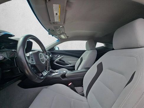 Used 2022 Chevrolet Camaro LT RWD image 12