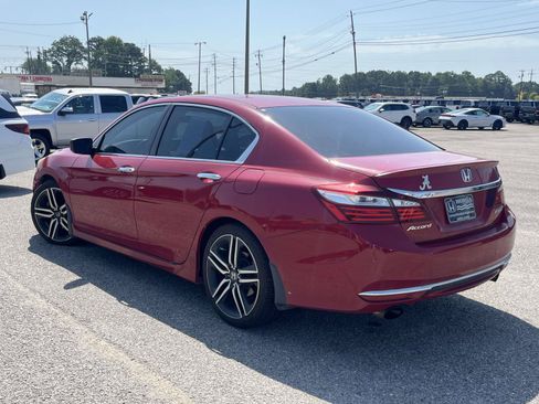 Used 2016 Honda Accord Sport image 4