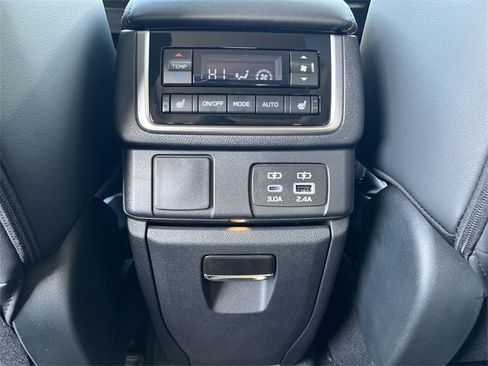 New 2026 Subaru Ascent Limited Bronze image 32