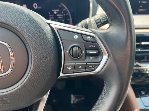 Used 2023 Acura MDX SH-AWD w/ Technology Package image 11