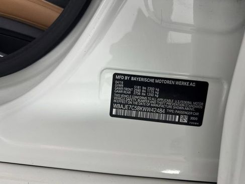 Used 2019 BMW 540i xDrive w/ Convenience Package image 37