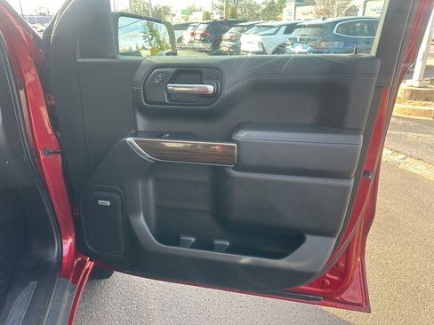 Used 2019 Chevrolet Silverado 1500 RST image 9