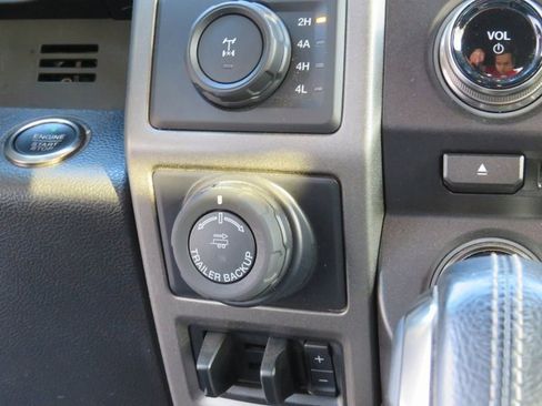 Used 2017 Ford F150 Raptor w/ Equipment Group 802A Luxury image 35