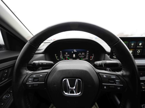 Used 2024 Honda Accord EX-L image 15