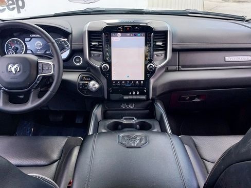 Used 2025 RAM 1500 Laramie image 12