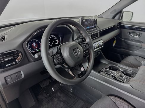 New 2025 Honda Pilot Sport image 8