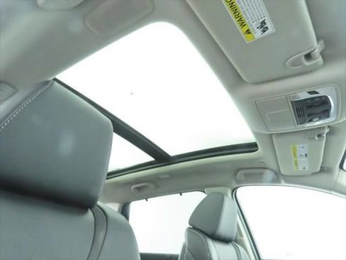 Used 2026 Acura MDX w/ Technology Package FWD image 21