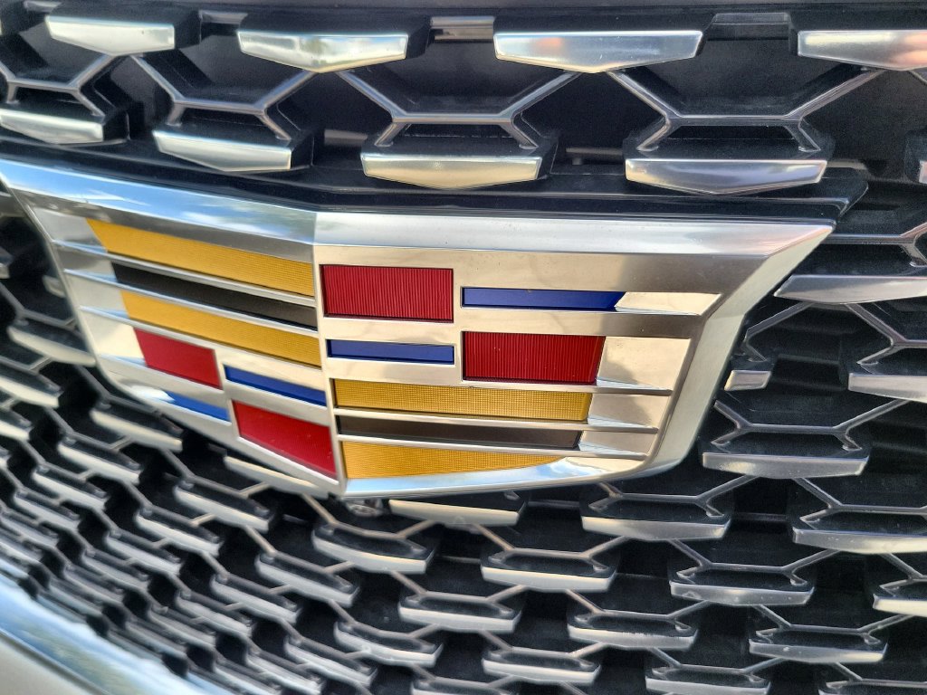 Used 2024 Cadillac Escalade Luxury RWD image 30