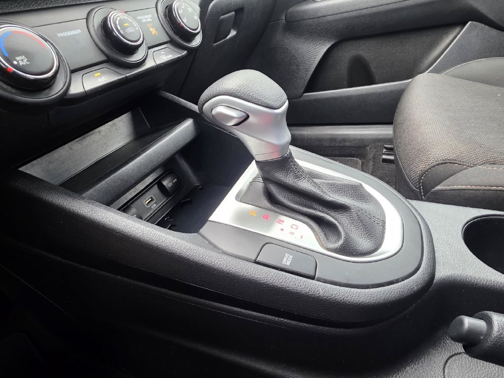Used 2022 Kia Forte Sedan FWD image 16