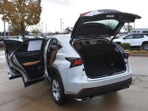 Used 2017 Lexus NX 200t FWD image 16