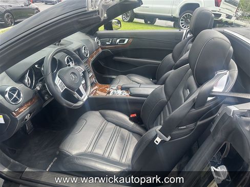 Used 2013 Mercedes-Benz SL 63 AMG image 3