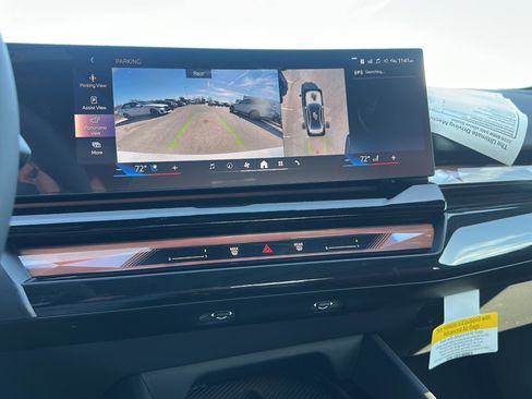 New 2026 BMW 540i xDrive xDrive w/ M Sport Package image 21