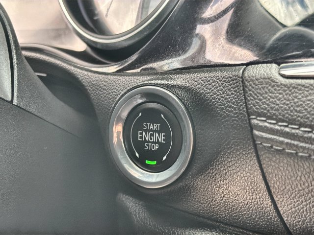 Certified 2023 Buick Encore GX Essence w/ Experience Buick Package FWD image 16