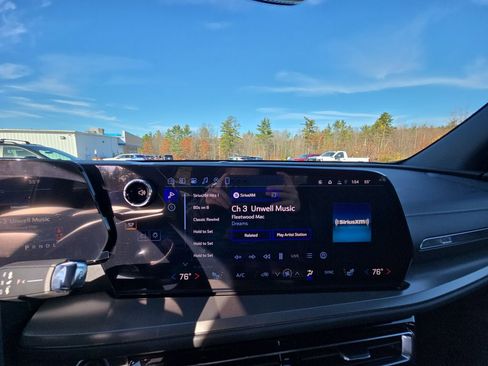 New 2026 Chevrolet Traverse LT w/ Midnight/Sport Edition image 49