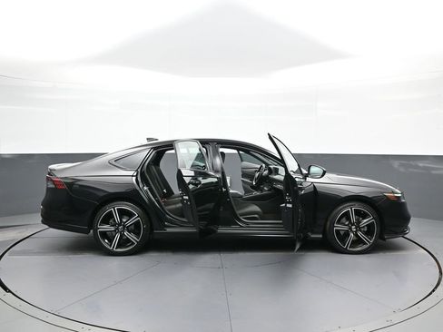 Certified 2023 Honda Accord Sport image 82