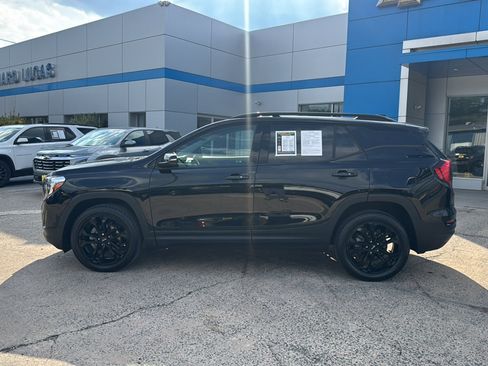 Used 2020 GMC Terrain SLT w/ Elevation Edition AWD/4WD image 8
