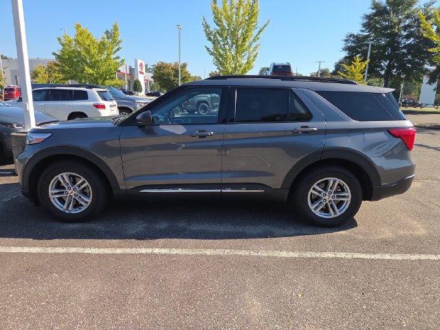 Used 2022 Ford Explorer XLT w/ Equipment Group 202A RWD image 6