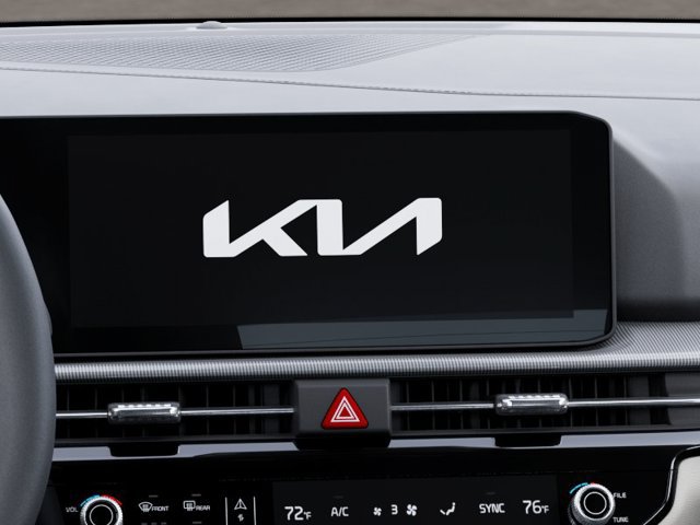New 2026 Kia Sportage EX FWD image 21