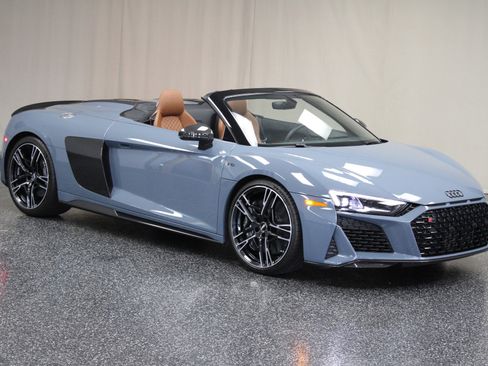 Used 2020 Audi R8 V10 performance image 2