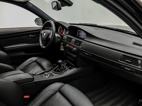 Used 2011 BMW M3 Sedan RWD image 46