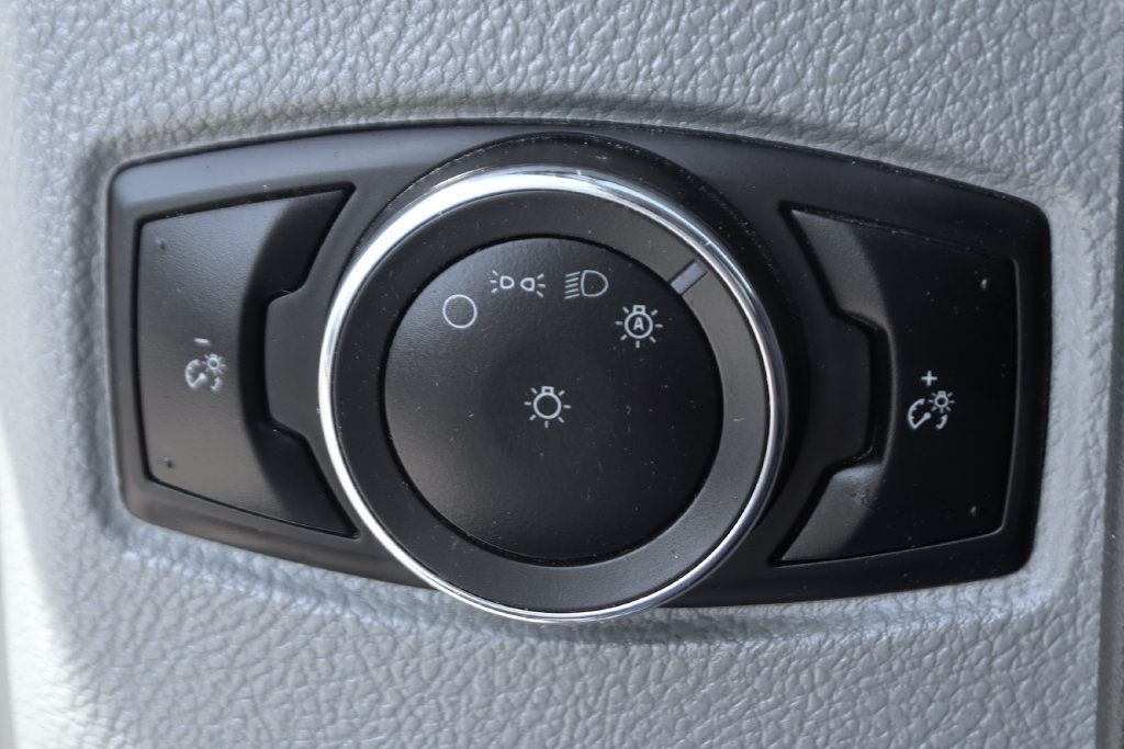 Used 2024 Ford E-450 and Econoline 450 Super Duty w/ Power Windows & Locks Group RWD image 19