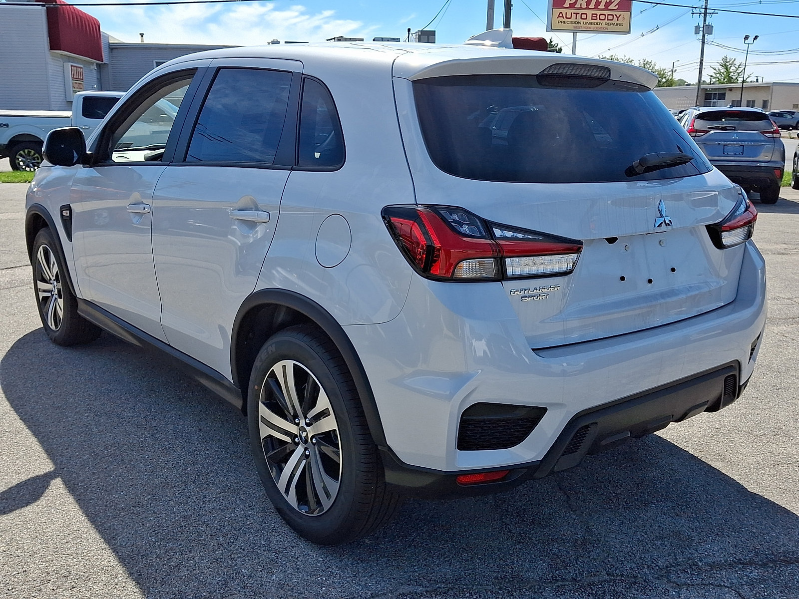 New 2027 Mitsubishi Outlander Sport ES AWD/4WD image 5