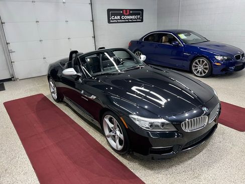 Used 2015 BMW Z4 sDrive35is image 9