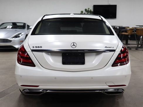 Used 2019 Mercedes-Benz S 560 4MATIC Sedan image 4