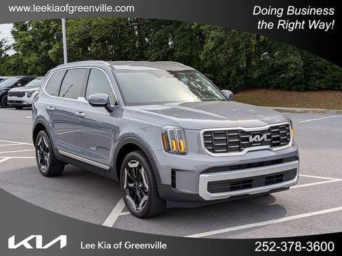 Used 2024 Kia Telluride S FWD image 1