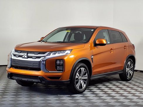 Used 2022 Mitsubishi Outlander Sport ES FWD image 3