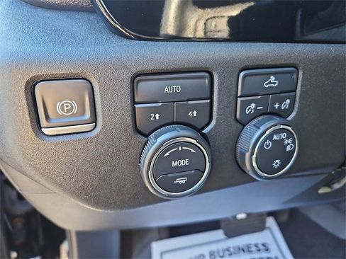 Certified 2023 Chevrolet Silverado 1500 LT image 34