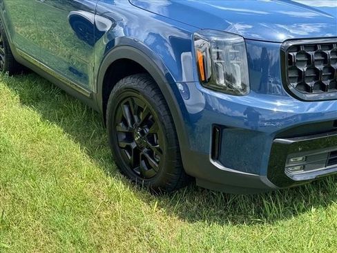 Used 2024 Kia Telluride SX Prestige X-Pro AWD/4WD image 9