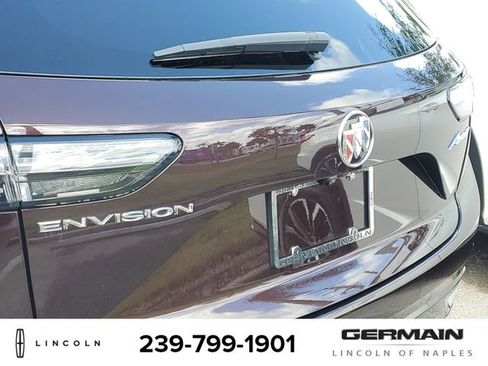 Used 2021 Buick Envision Avenir w/ Technology Package II FWD image 16
