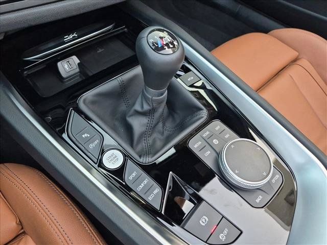 Used 2025 BMW Z4 M40i w/ Edition RWD image 12